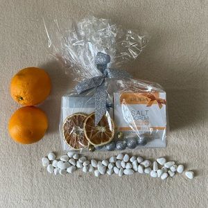 Pupa Face Salt Scrub